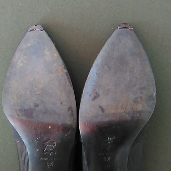 Larry Stuart Black Fabric Heels - Picture 9 of 12